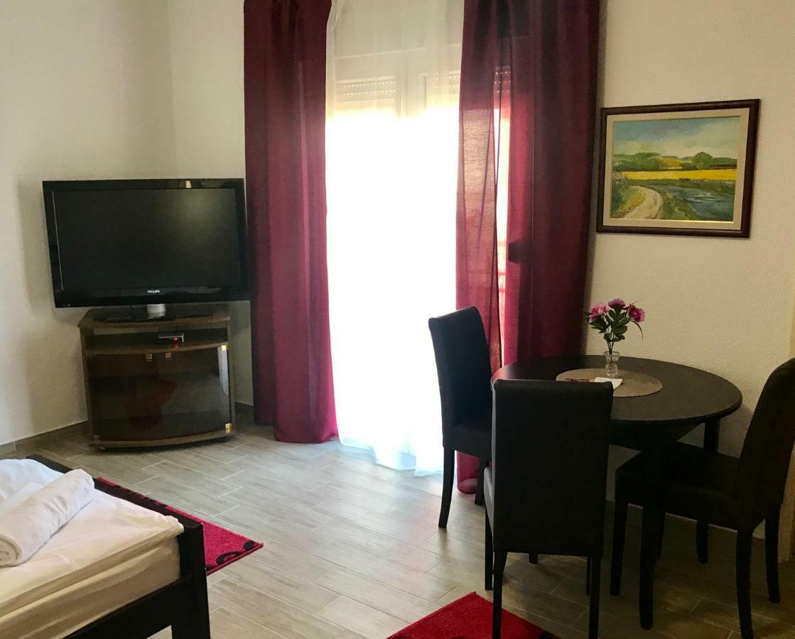 Apartmani Matosevic Ivankovo Екстериор снимка